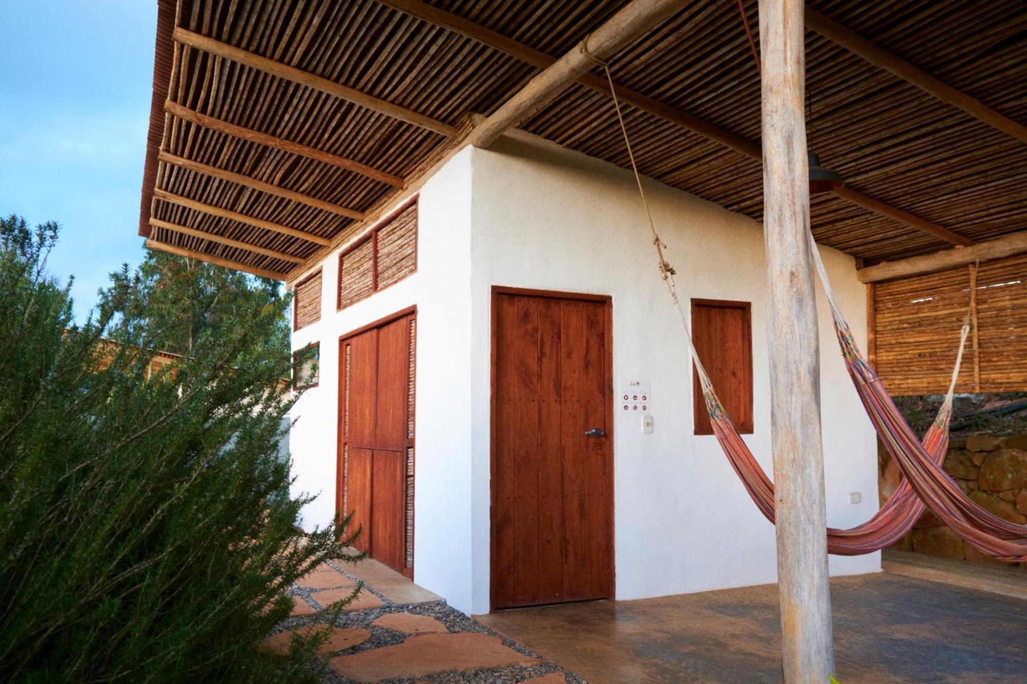 לוס סאנטוס Hostal Juan Palitos מראה חיצוני תמונה