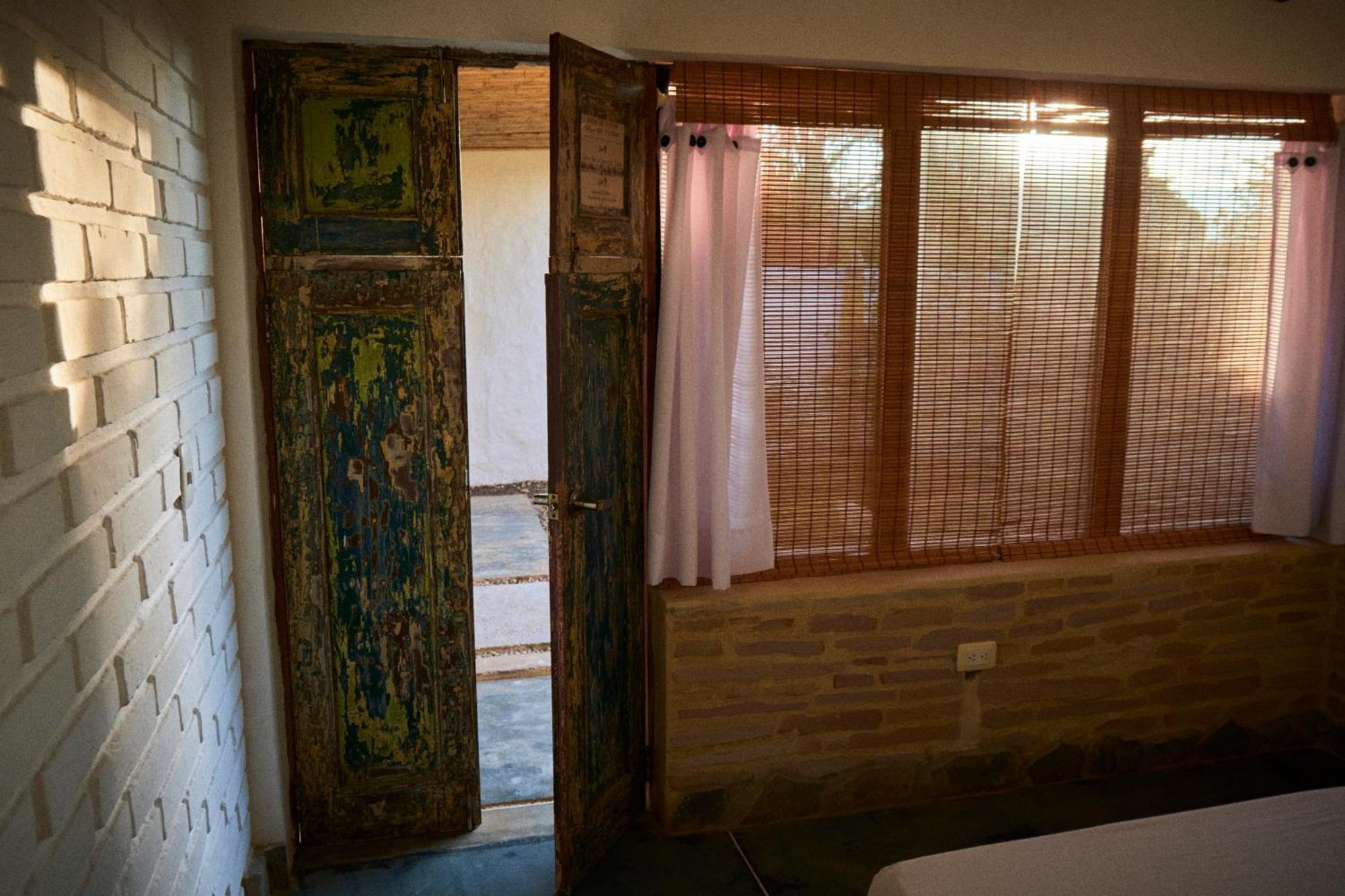 לוס סאנטוס Hostal Juan Palitos מראה חיצוני תמונה
