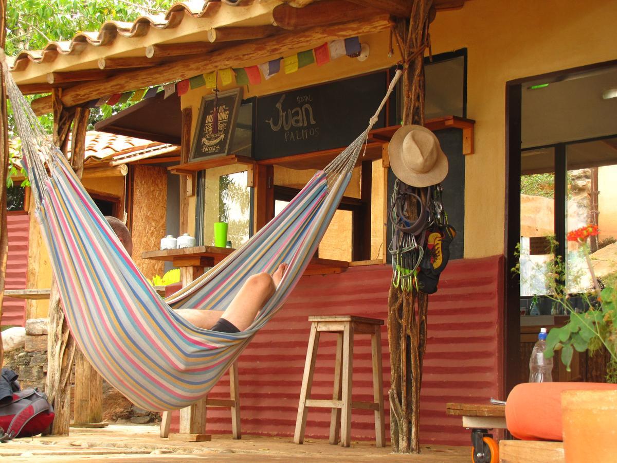 לוס סאנטוס Hostal Juan Palitos מראה חיצוני תמונה